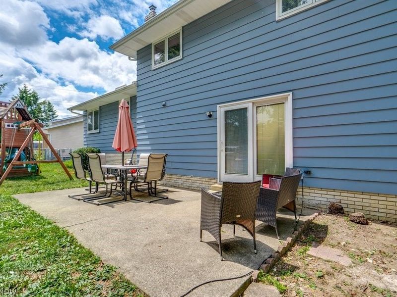 7821 W List Lane, Parma, OH 44130 Photo 26