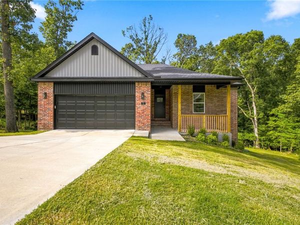5 Bedworth Circle , Bella Vista, AR 72715