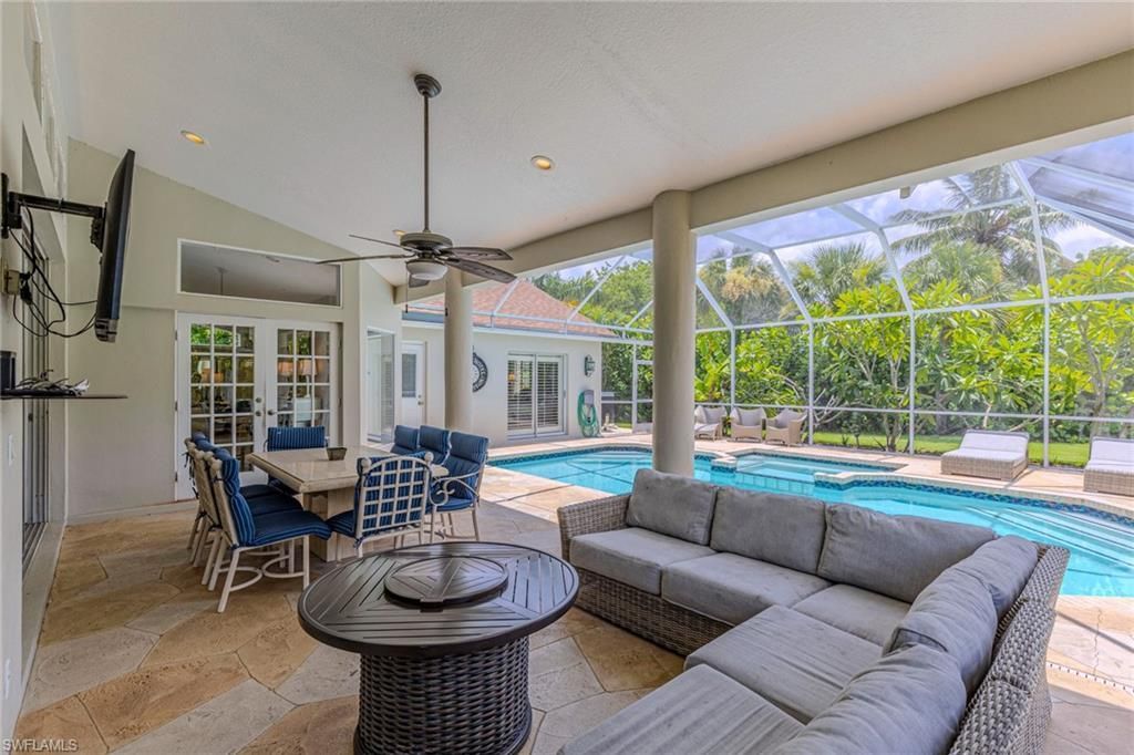 656 Coldstream Ct, Naples, FL 34104 Photo