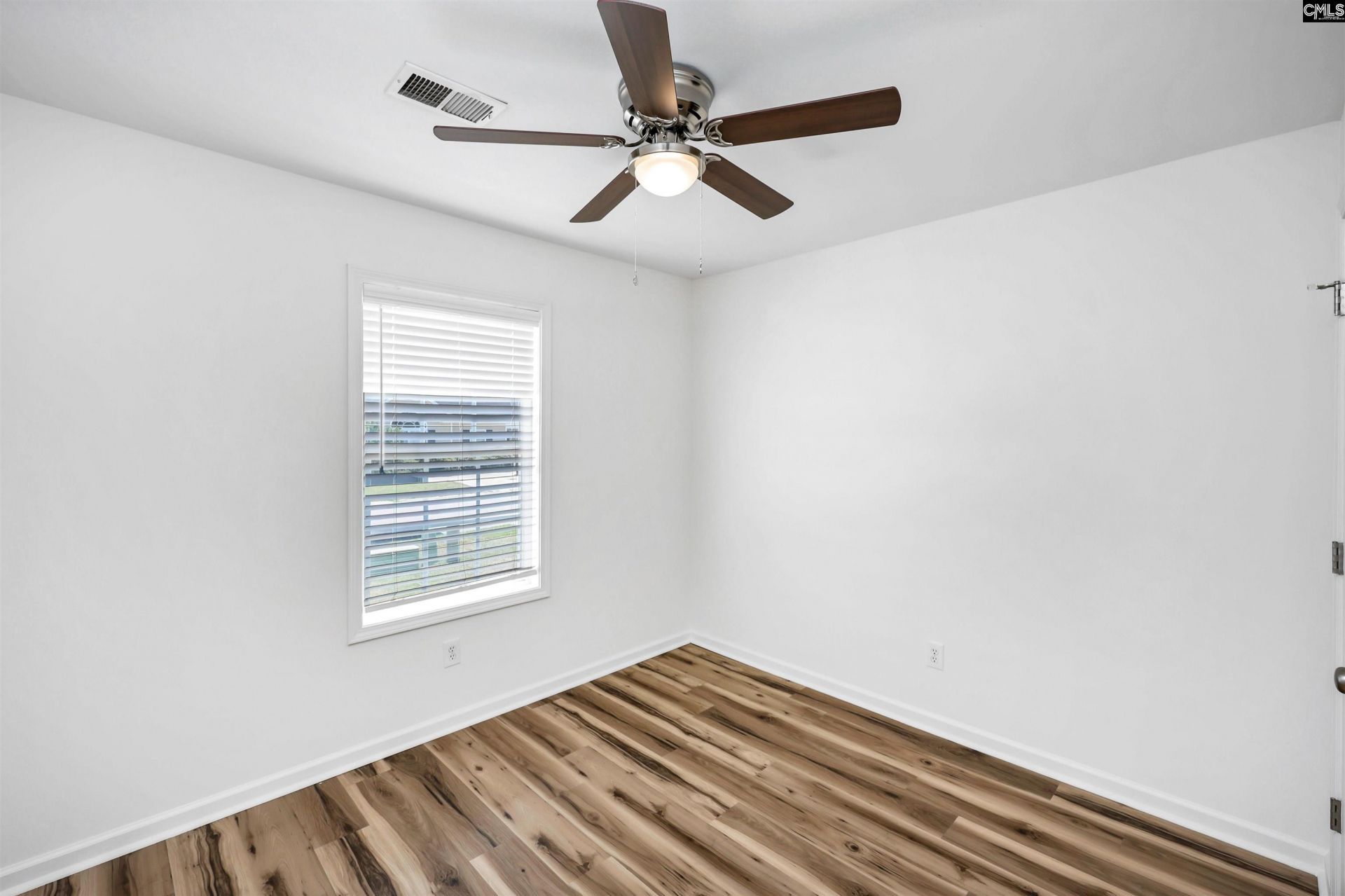363 Colony Lakes Drive  Photo 11