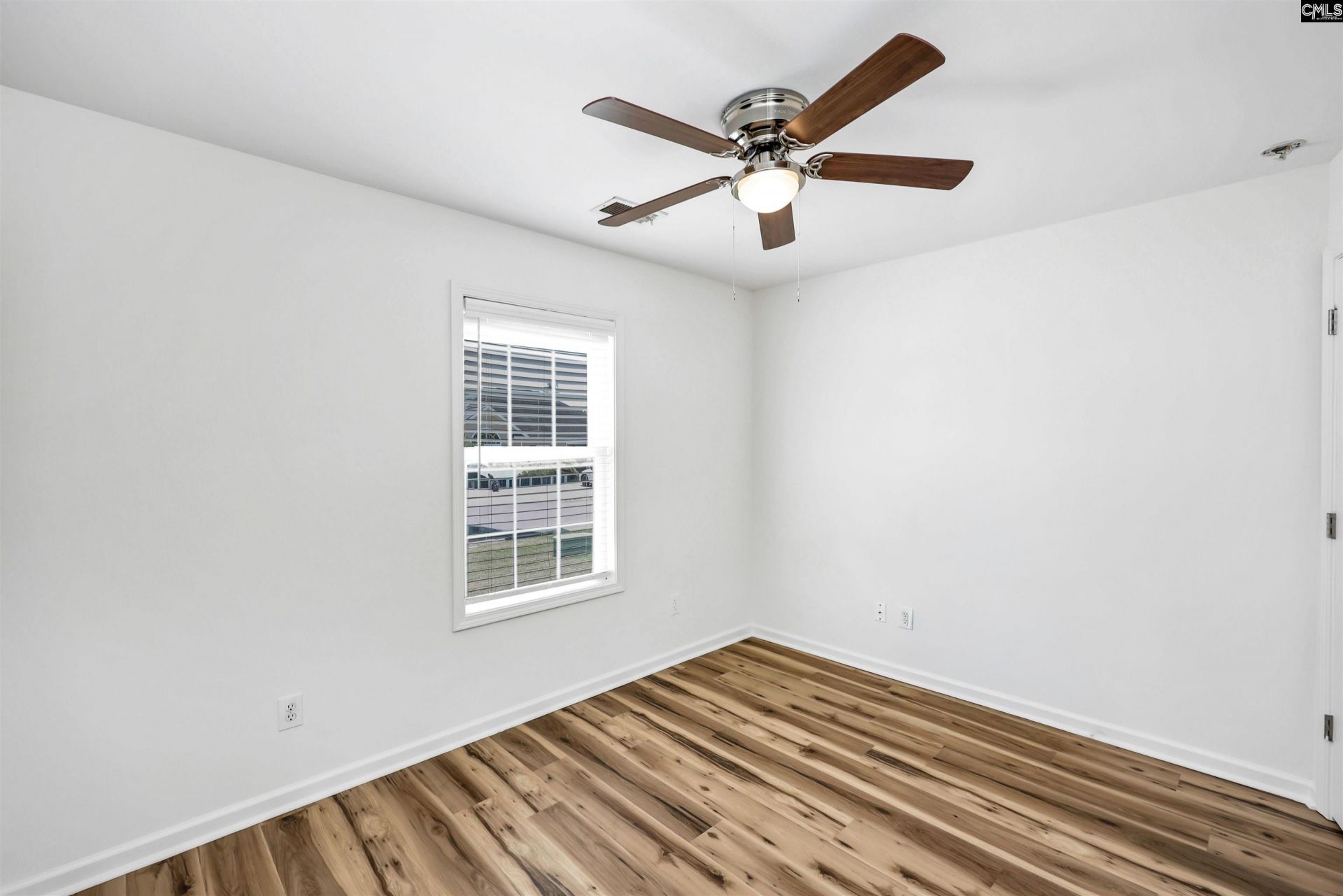 363 Colony Lakes Drive  Photo 9