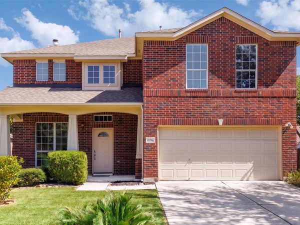 20516 Farm Pond LN, Pflugerville, TX 78660