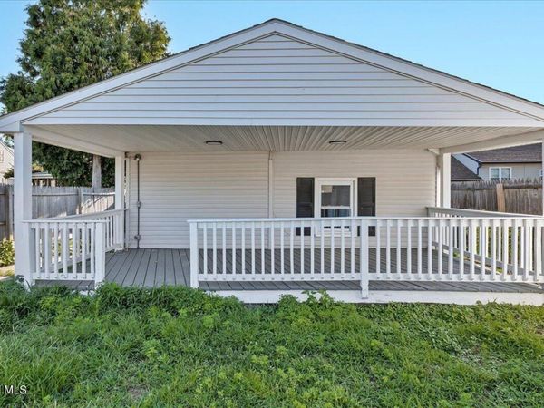 1379 Evergreen Avenue, Rotterdam, NY 12306