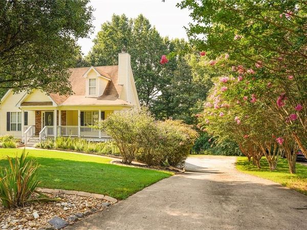 6960 N Glen Drive, Cumming, GA 30028