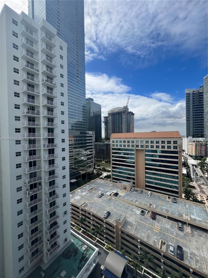 170 SE 14th St, Unit 2007, Miami, FL 33131 Photo
