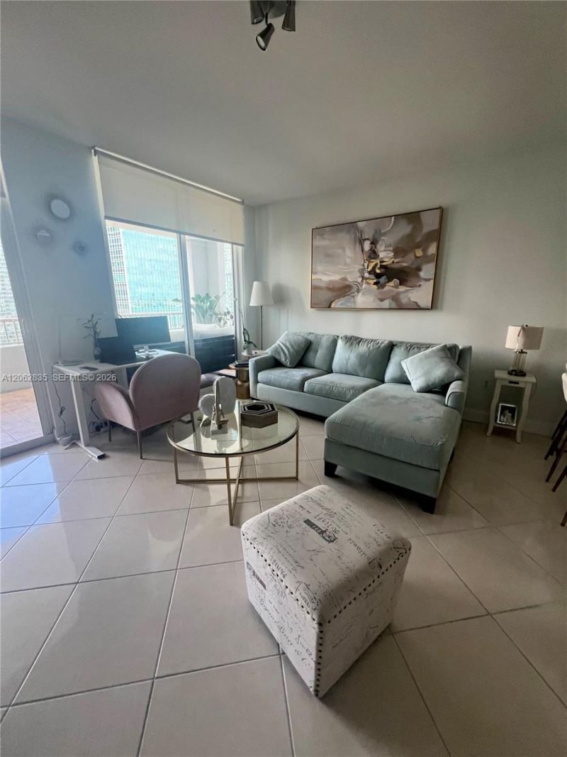 170 SE 14th St, Unit 2007, Miami, FL 33131 Photo