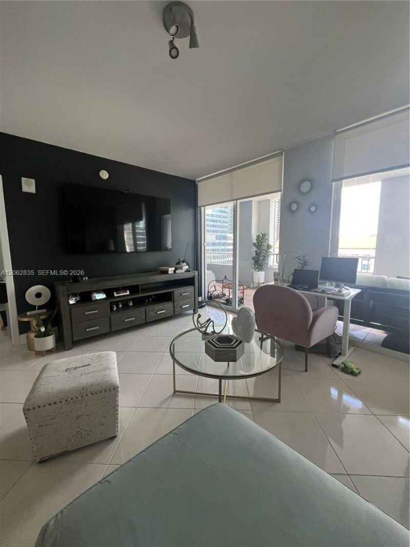 170 SE 14th St, Unit 2007, Miami, FL 33131 Photo