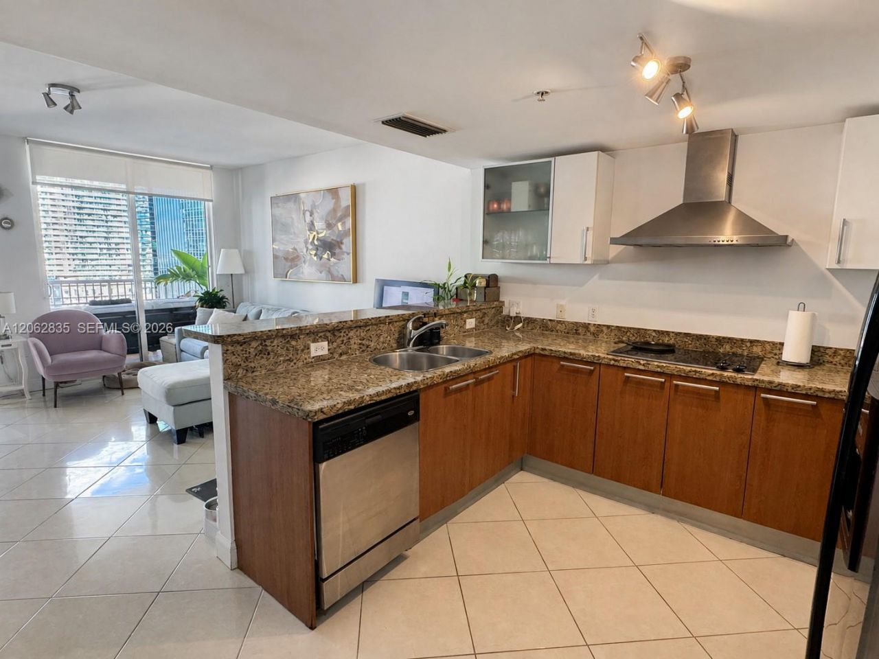 170 SE 14th St, Unit 2007, Miami, FL 33131 Photo