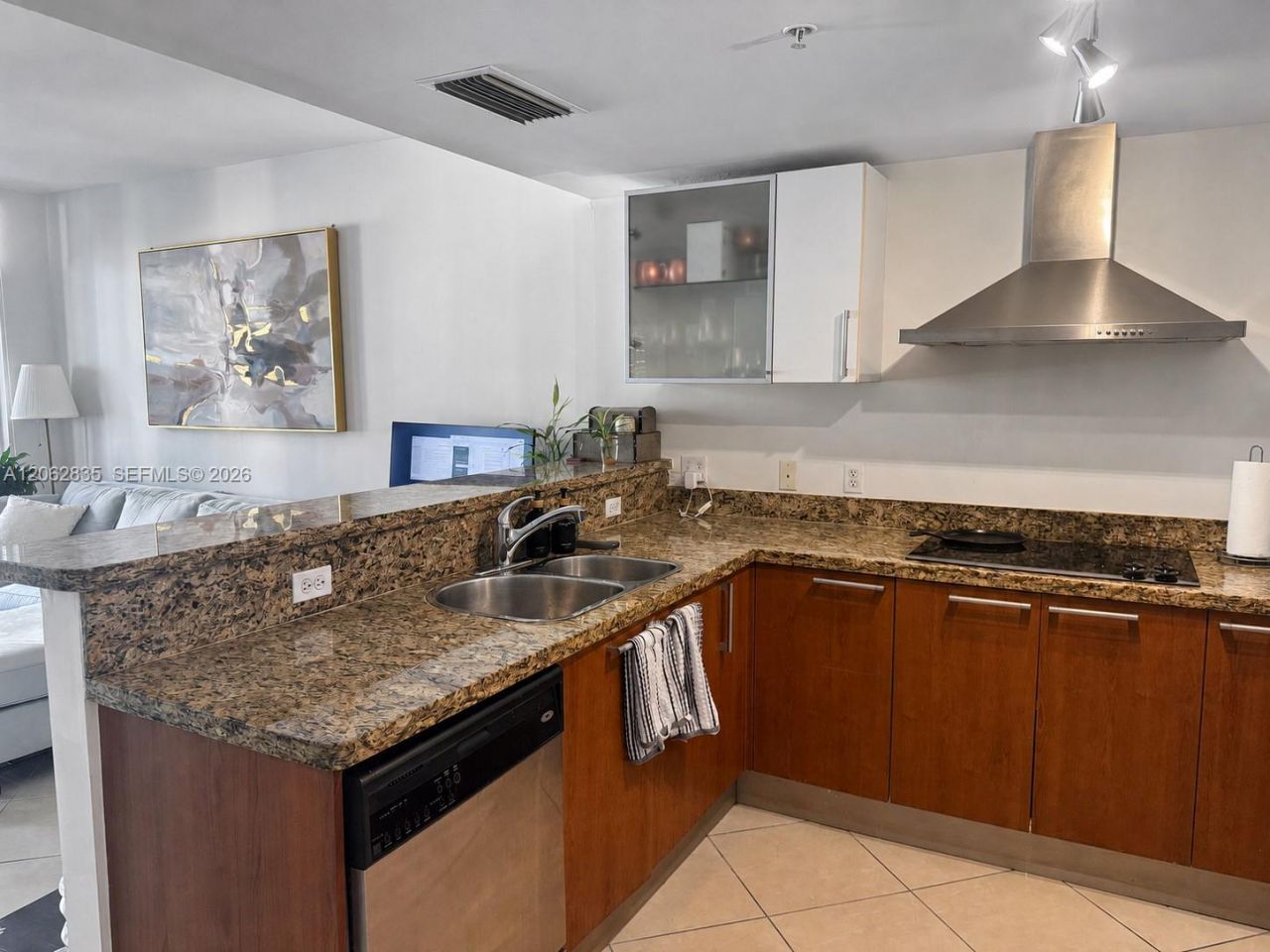 170 SE 14th St, Unit 2007, Miami, FL 33131 Photo
