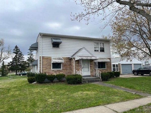 1158 Parkhurst Boulevard , Tonawanda, NY 14150