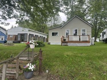 12 Ross Park Drive, Sandy Creek, NY 13145