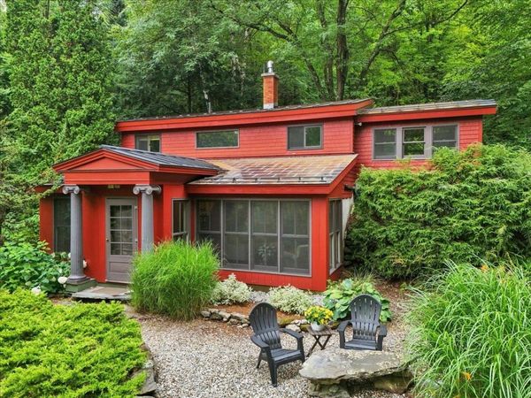 221 Red Pine Road, Hinesburg, VT 05461