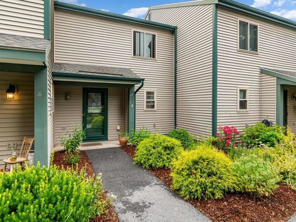 17 Hideaway Lane, Williston, VT 05495