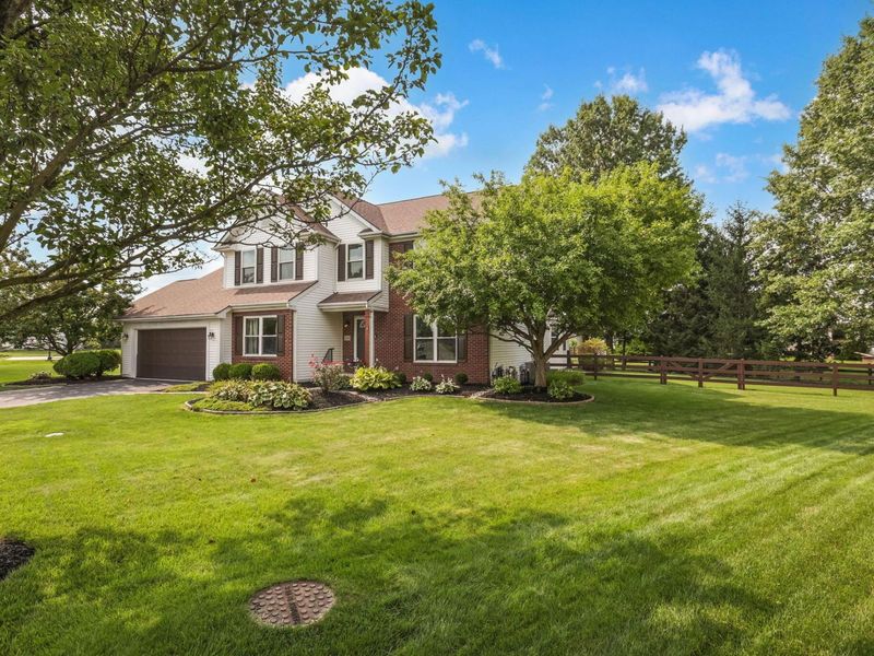 6264 Beaumont Square , Lewis Center, OH 43035 Photo 6