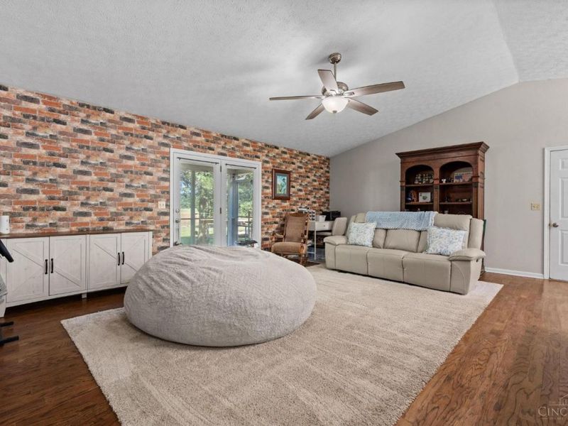 6139 Mad River Rd, Hillsboro, OH 45133 Photo 16