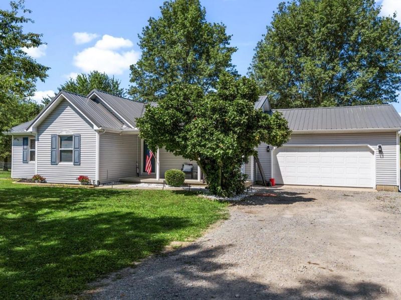6139 Mad River Rd, Hillsboro, OH 45133 Photo 2