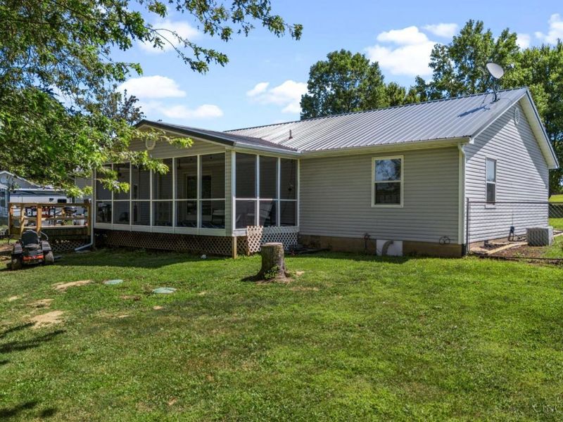 6139 Mad River Rd, Hillsboro, OH 45133 Photo 28