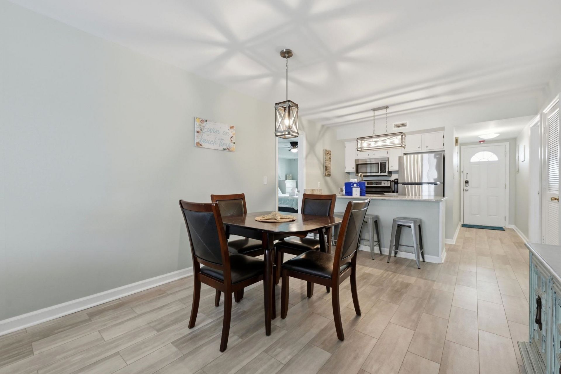 1509 N Waccamaw Dr.  Photo 6