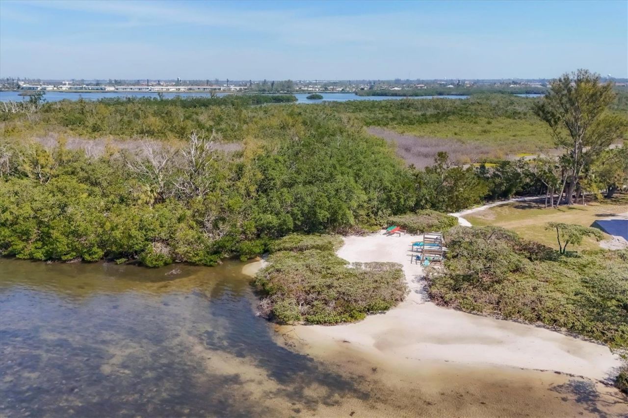 92 Tidy Island Boulevard , Bradenton, FL 34210 Photo