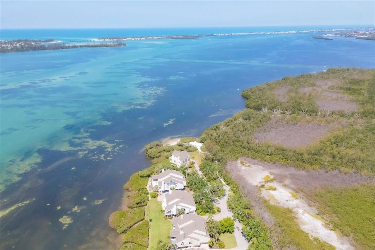 92 Tidy Island Boulevard , Bradenton, FL 34210 Photo