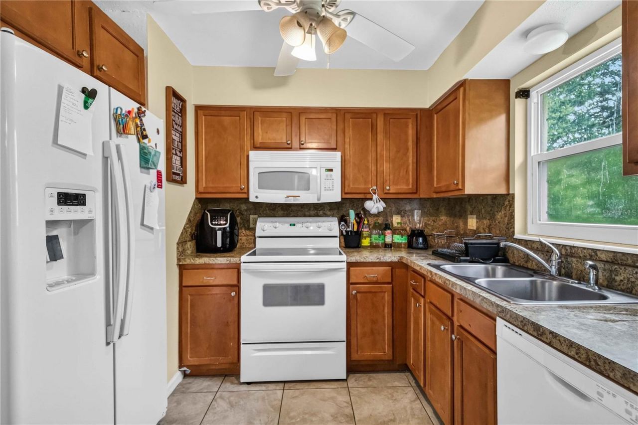 2316 Powell Circle, Sarasota, FL 34234 Photo