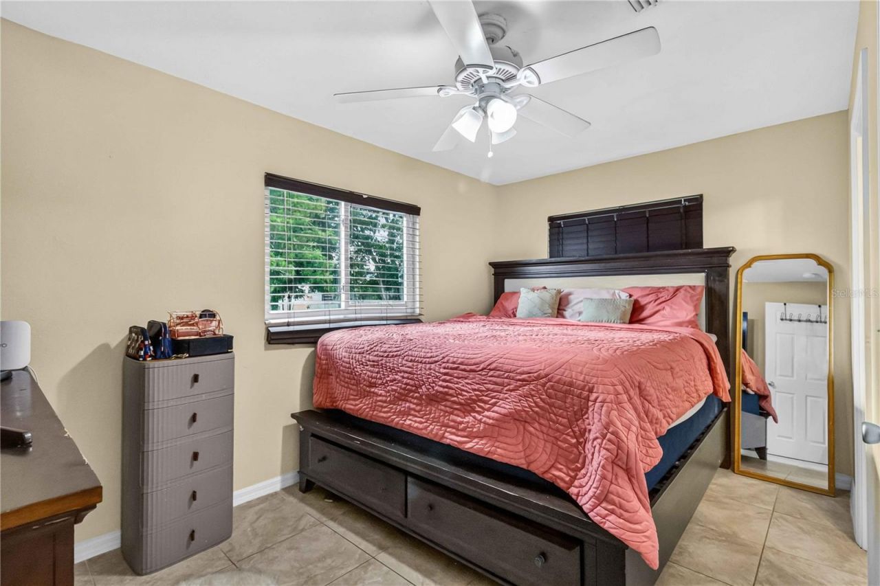 2316 Powell Circle, Sarasota, FL 34234 Photo