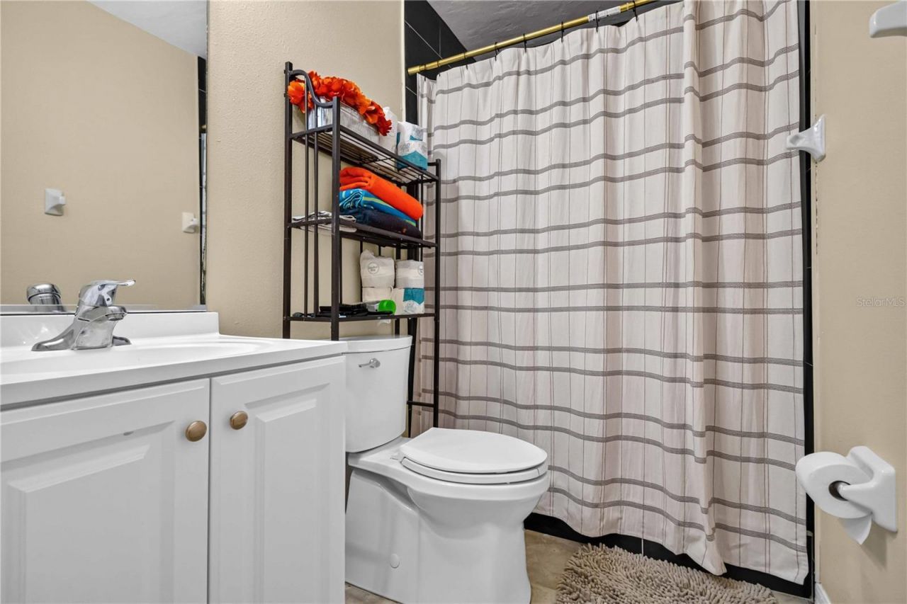 2316 Powell Circle, Sarasota, FL 34234 Photo