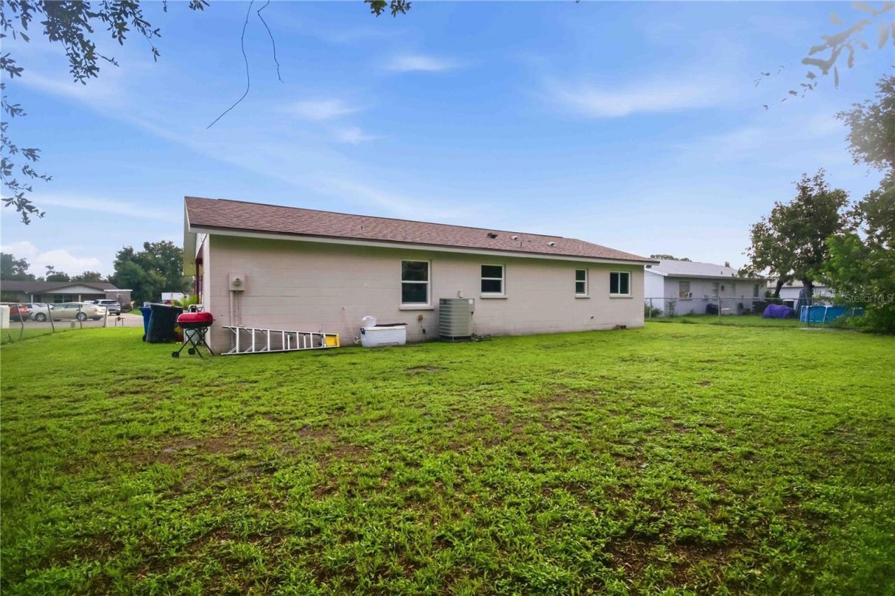 2316 Powell Circle, Sarasota, FL 34234 Photo