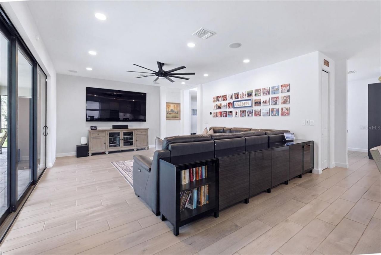 11035 Hanging Vine Drive, Fort Myers, FL 33913 Photo