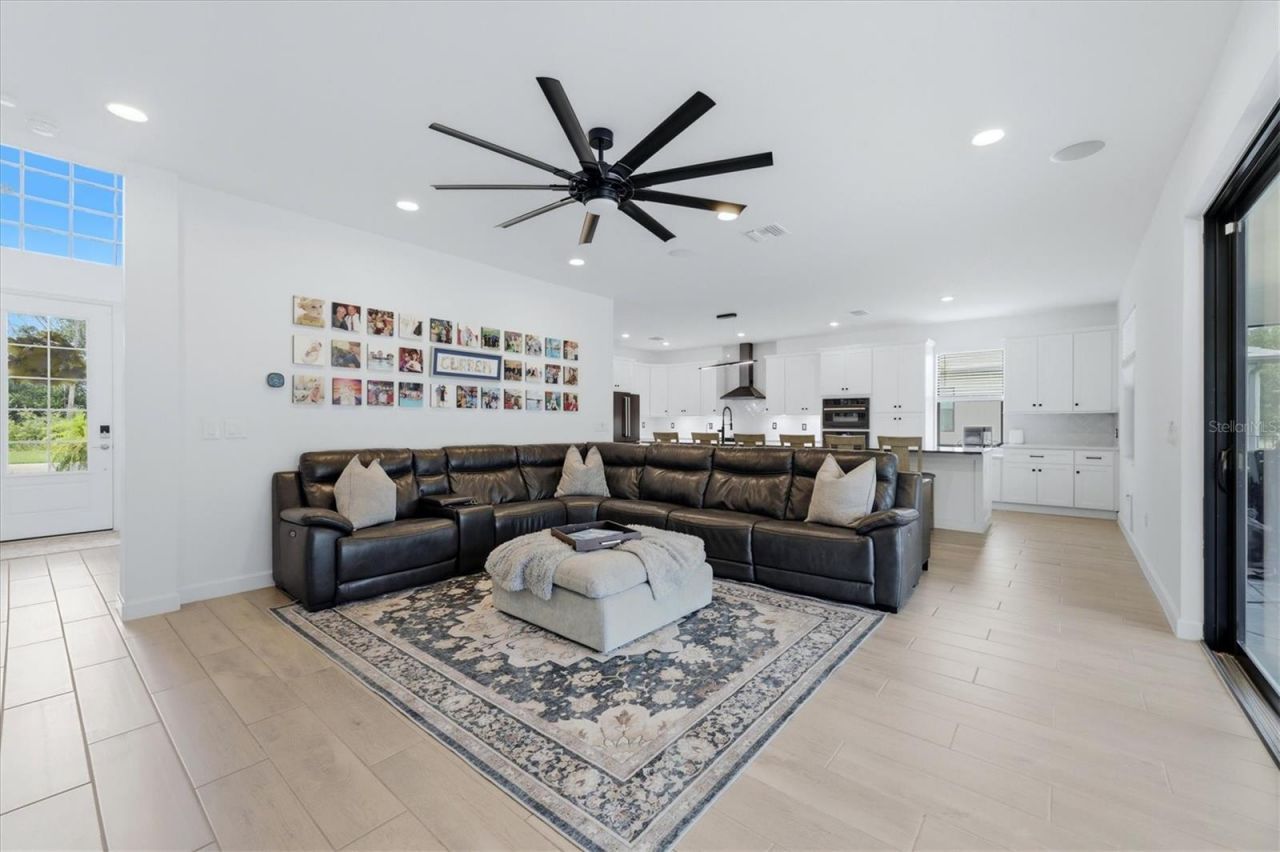 11035 Hanging Vine Drive, Fort Myers, FL 33913 Photo