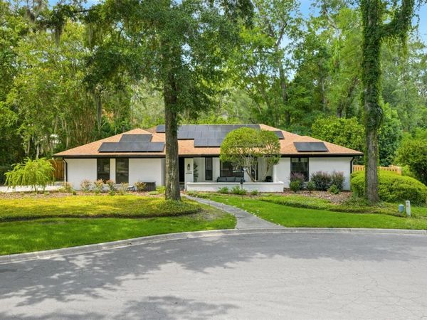 2322 NW 14TH PLACE , GAINESVILLE, FL 32605