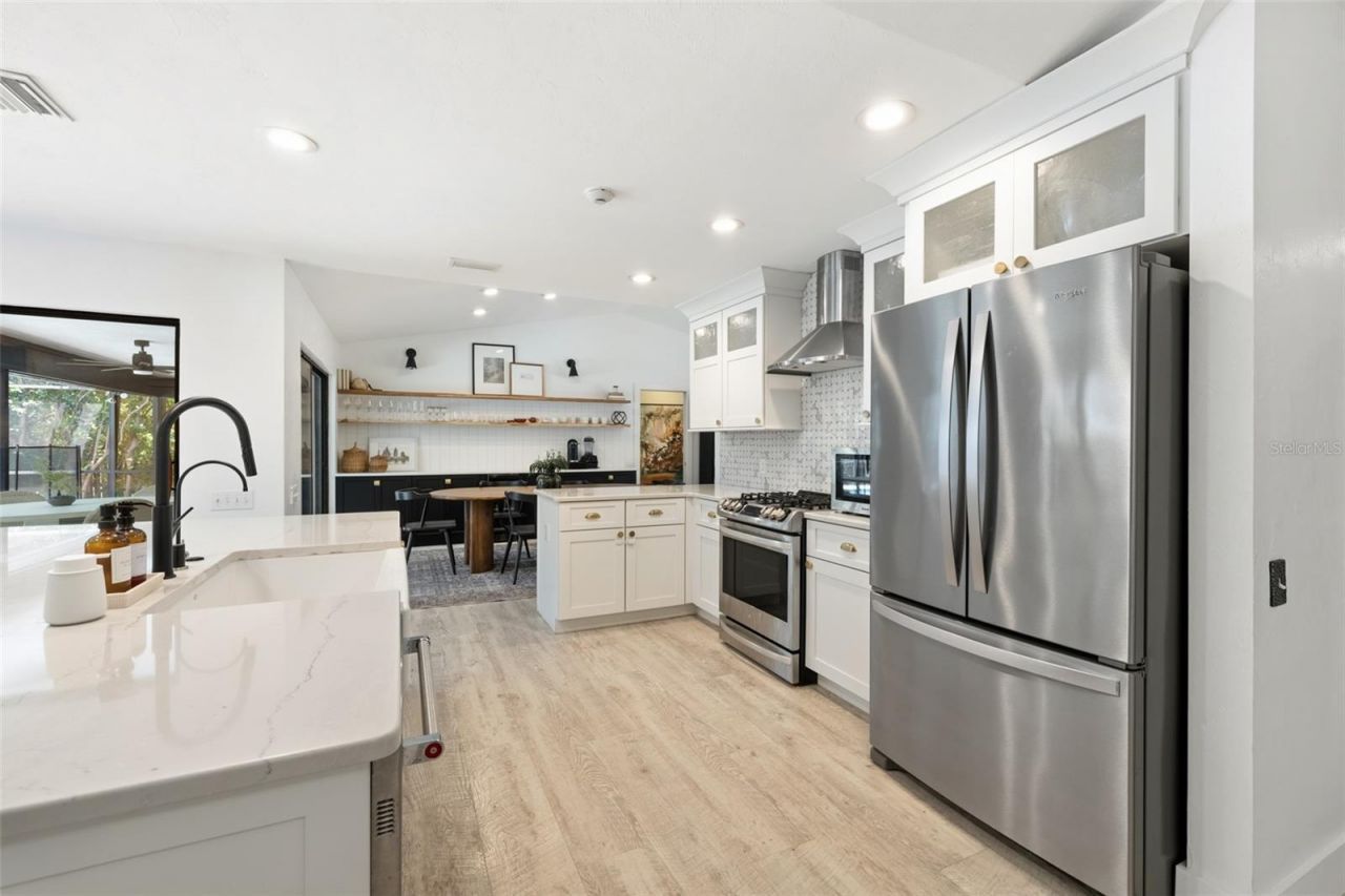 2322 NW 14th Place, Gainesville, FL 32605 Photo