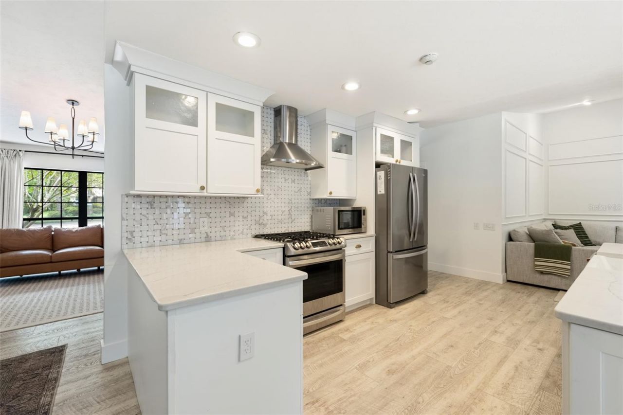 2322 NW 14th Place, Gainesville, FL 32605 Photo