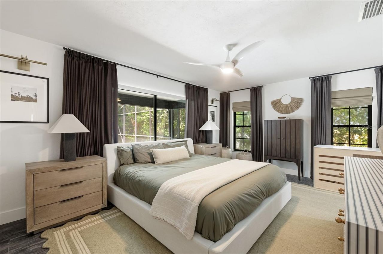 2322 NW 14th Place, Gainesville, FL 32605 Photo