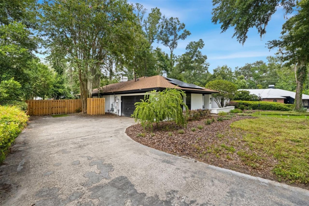 2322 NW 14th Place, Gainesville, FL 32605 Photo