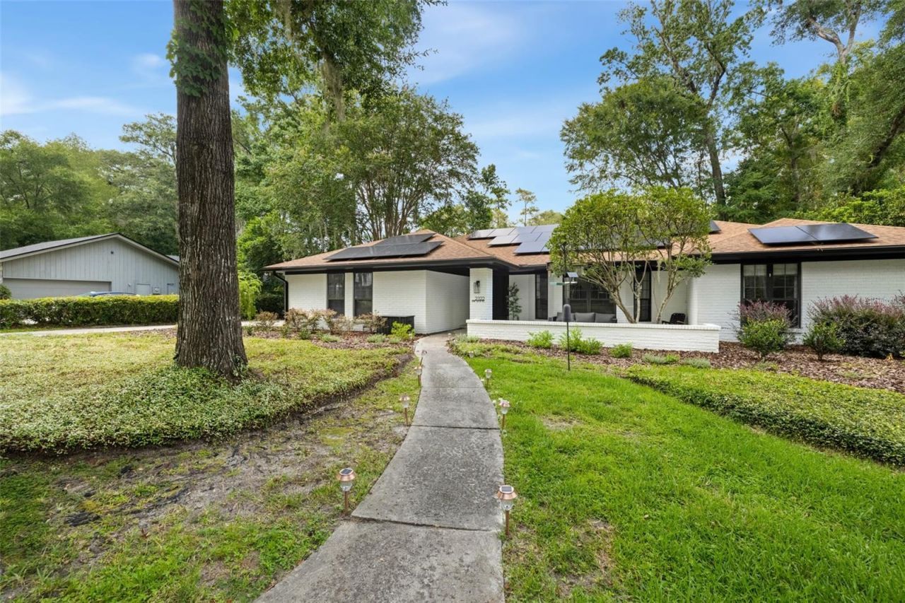 2322 NW 14th Place, Gainesville, FL 32605 Photo