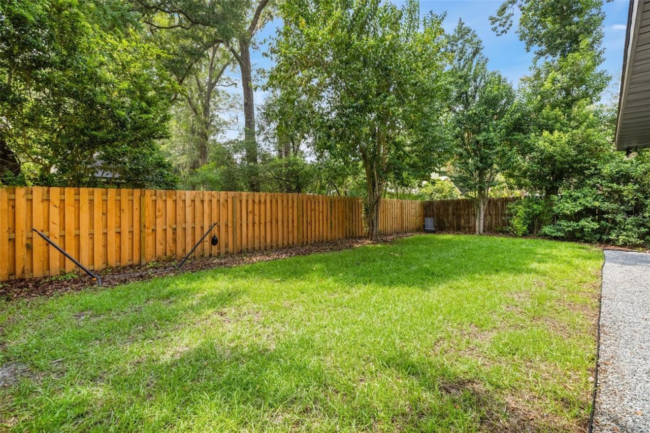 2322 NW 14th Place, Gainesville, FL 32605 Photo