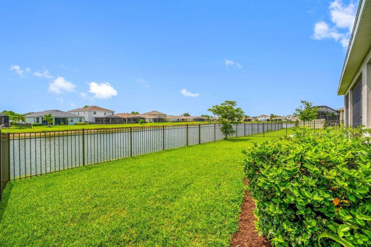 6549 Devesta Loop, Palmetto, FL 34221 Photo