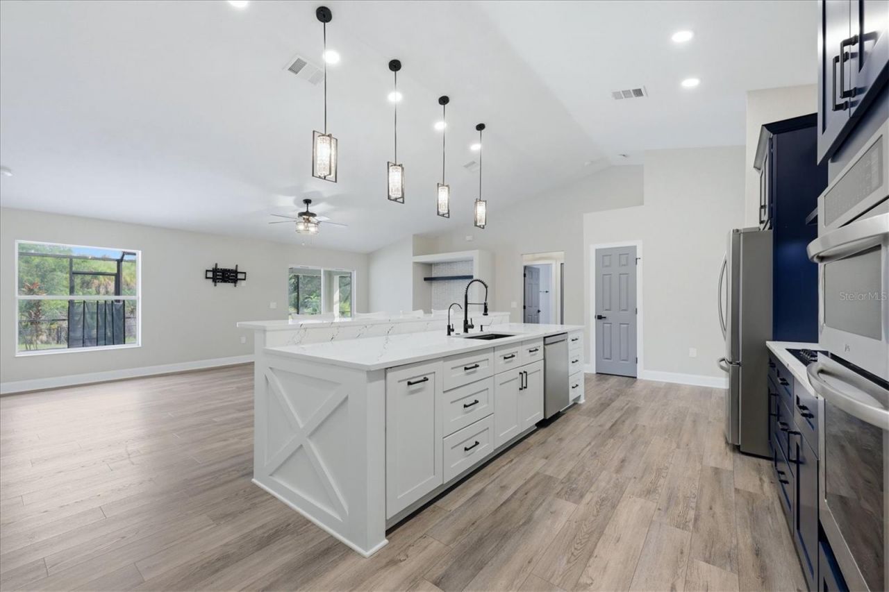 281 Pembroke Drive, Port Charlotte, FL 33954 Photo