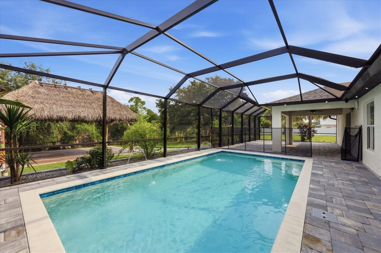 281 Pembroke Drive, Port Charlotte, FL 33954 Photo