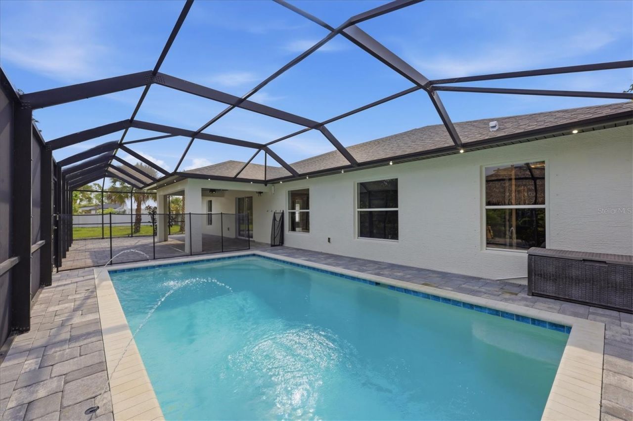 281 Pembroke Drive, Port Charlotte, FL 33954 Photo