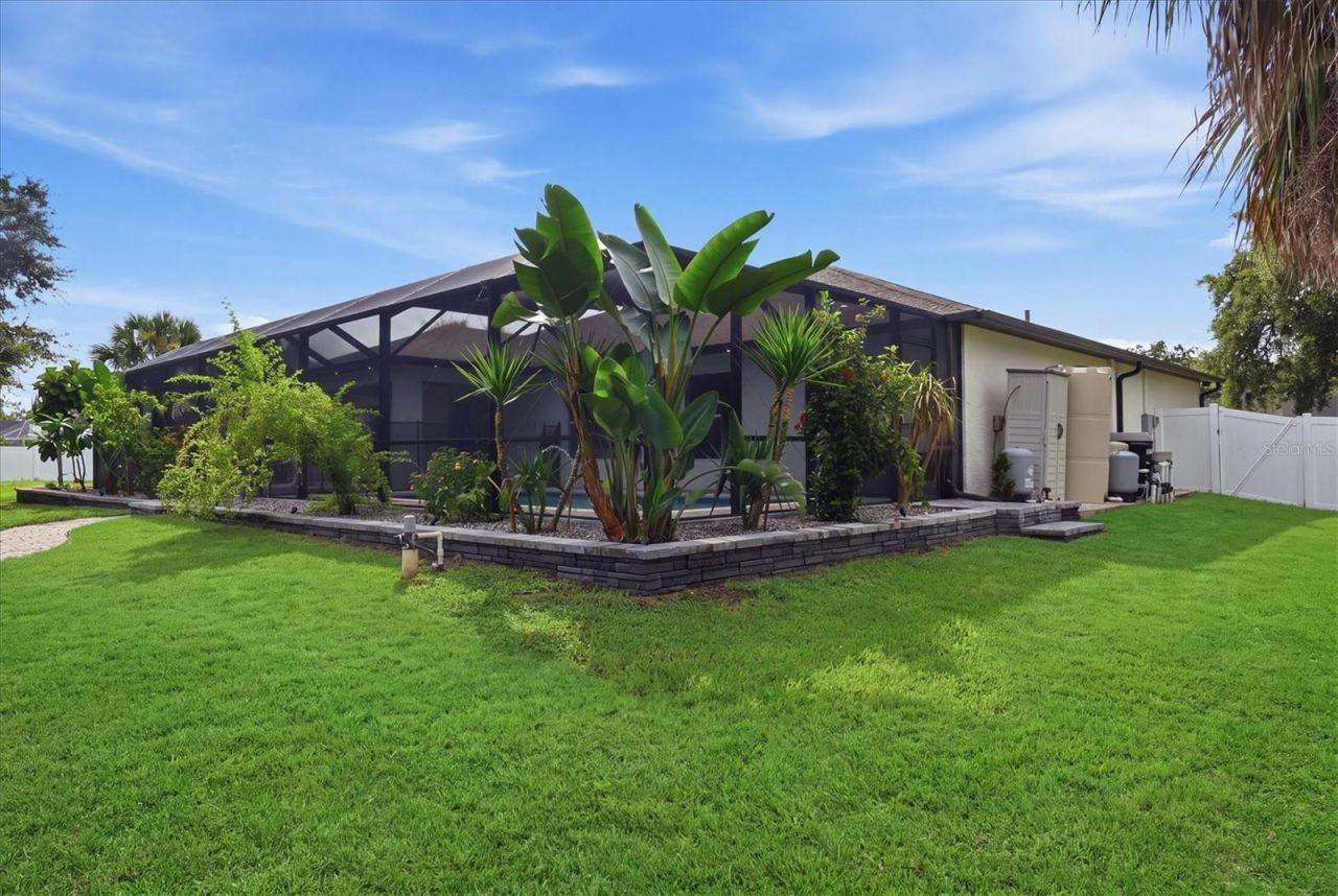 281 Pembroke Drive, Port Charlotte, FL 33954 Photo
