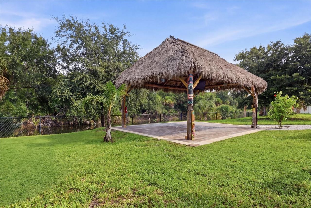 281 Pembroke Drive, Port Charlotte, FL 33954 Photo