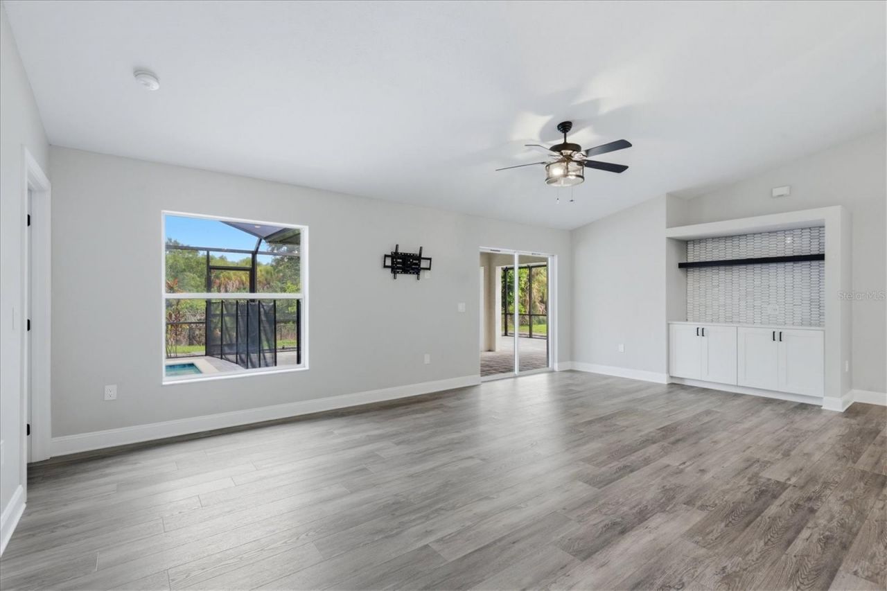 281 Pembroke Drive, Port Charlotte, FL 33954 Photo