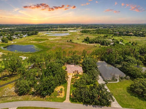 10307 WATERS EDGE COURT , WEEKI WACHEE, FL 34613