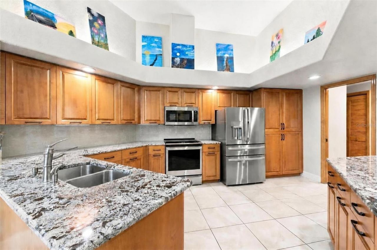 10307 Waters Edge Court, Weeki Wachee, FL 34613 Photo
