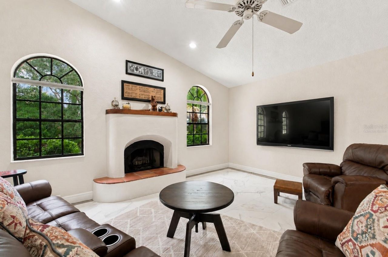 10307 Waters Edge Court, Weeki Wachee, FL 34613 Photo