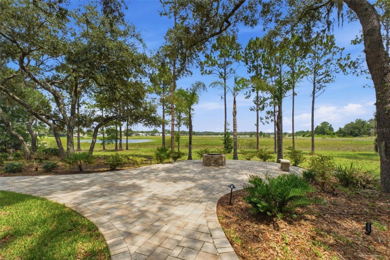 10307 Waters Edge Court, Weeki Wachee, FL 34613 Photo