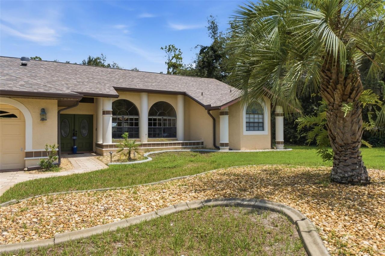 10307 Waters Edge Court, Weeki Wachee, FL 34613 Photo