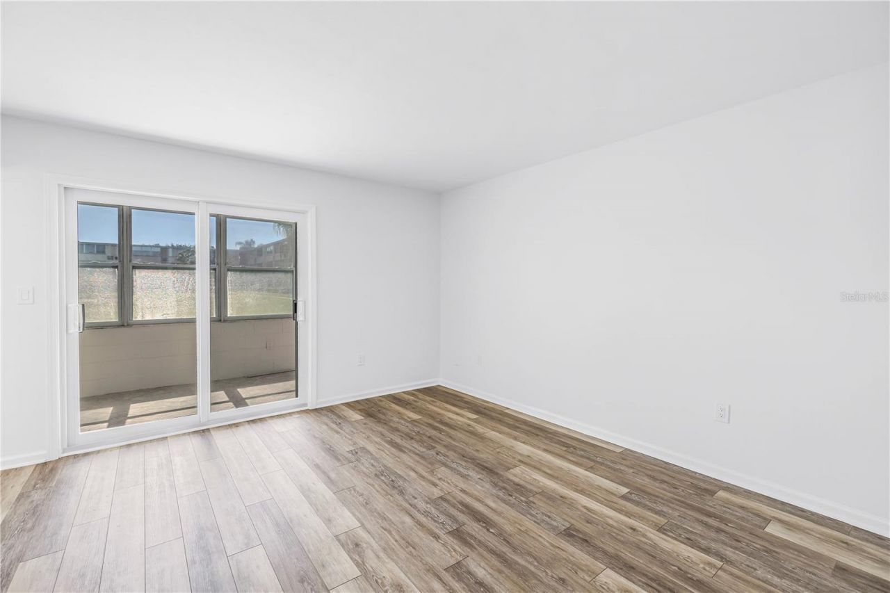 1051 79th Avenue N, Unit 105, Saint Petersburg, FL 33702 Photo